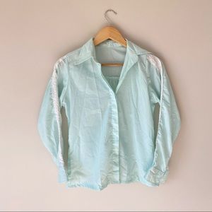 ❤️3/30❤️Vintage Pastel Button Down with Lace